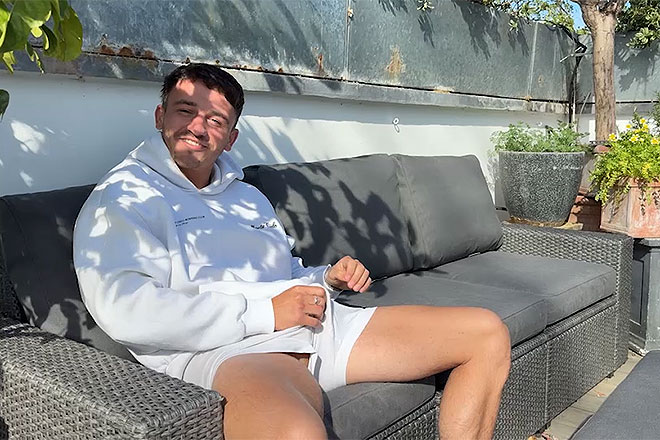 Young Straight Horny Lad Wanks Image