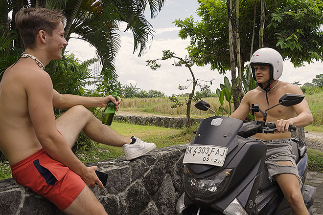 Image from gallery Simeon & Sammy