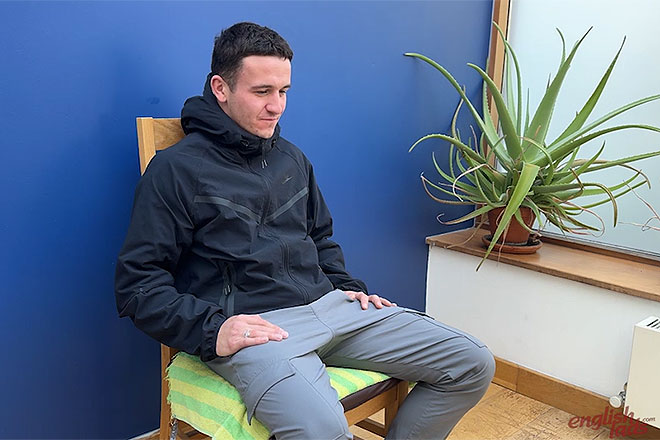 Straight Young Hottie Shows off Image