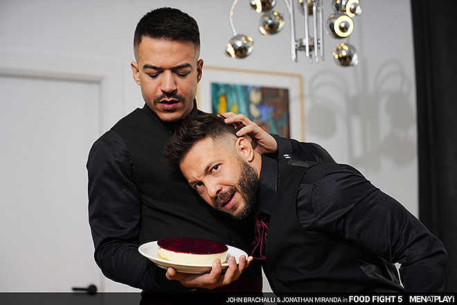 Are You Ready For Menatplay ’Messiest Thanksgiving Food Fight, Ever?! Image