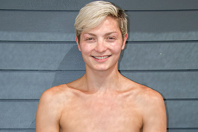 6’2” Super Cute Twink Drake: Cleans up after the Holiday Image