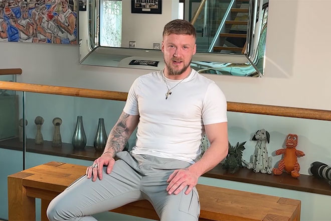 Young Straight & Incredibly Hung Muscular Image