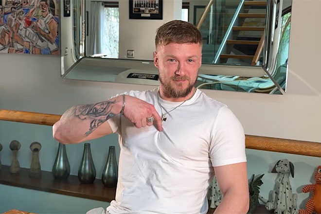 Young Straight & Incredibly Hung Muscular Image