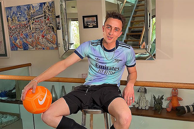 Young Straight Footballer Shows off his Lean Body & Edges his Long Uncut Cock Image