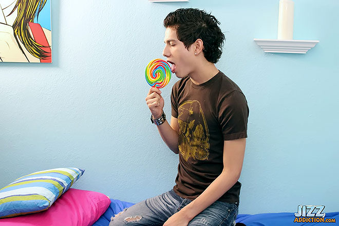 Image from gallery Giovanni Caught Being Nosey!