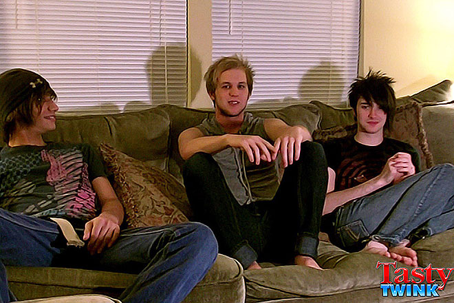 Image from A Threesome with Handcuffs blog