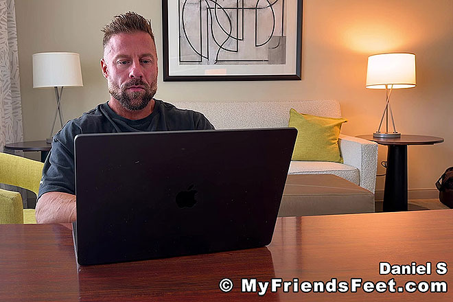 Image from Spy on Daniel's Feet blog