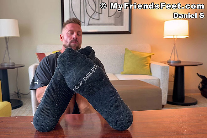 Spy on Daniel's Feet Image