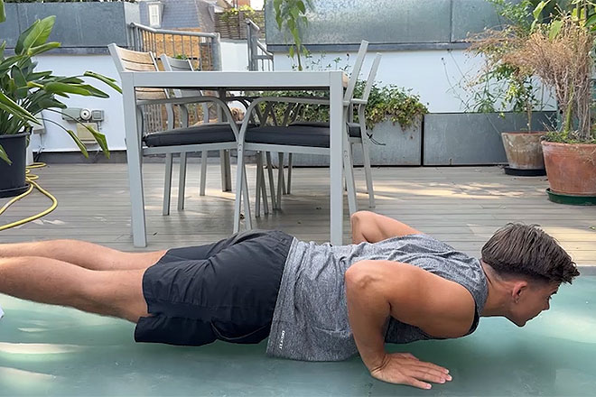 Young Straight Stud Shows off his Amazing Muscles Image