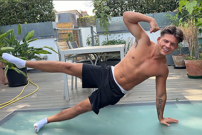 Young Straight Stud Shows off his Amazing Muscles Image